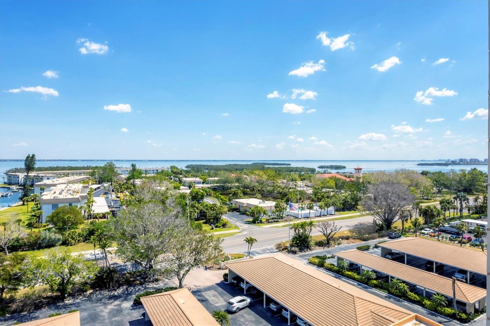 4401 GULF OF MEXICO DR #907