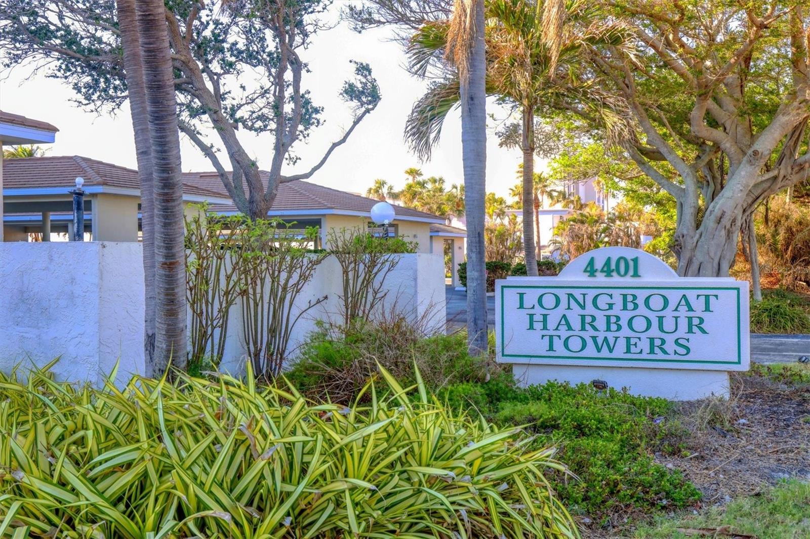 4401 GULF OF MEXICO DR #907