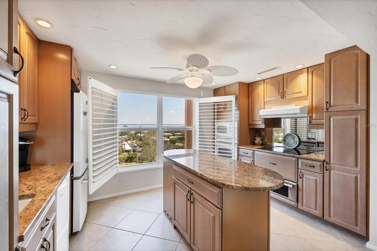 4401 GULF OF MEXICO DR #907