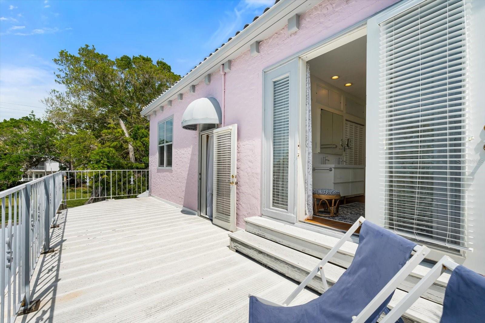 7706 WESTMORELAND DR