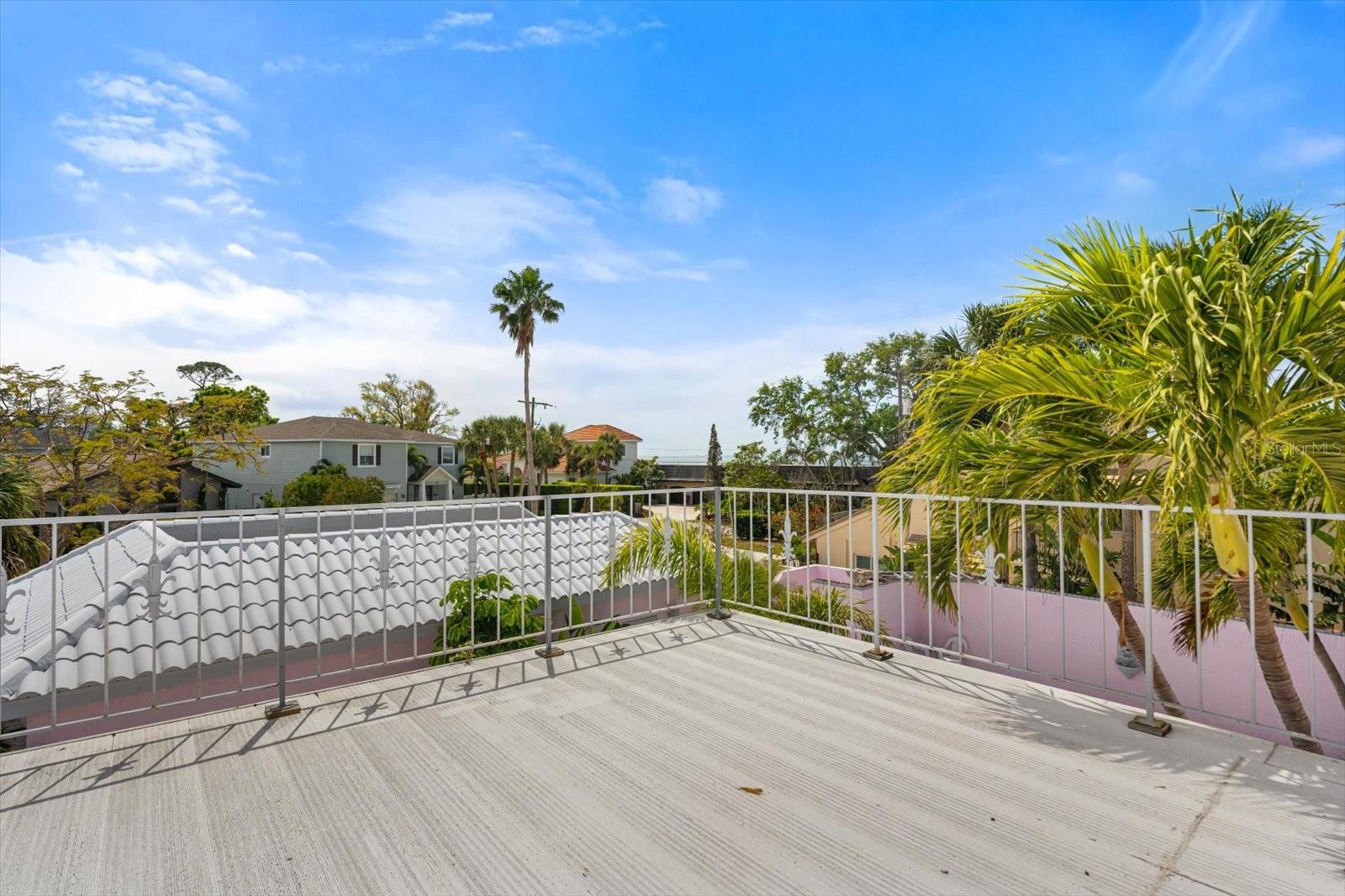 7706 WESTMORELAND DR