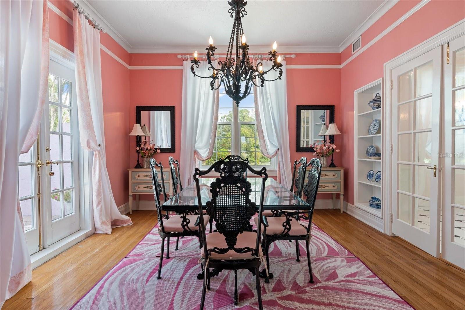 7706 WESTMORELAND DR