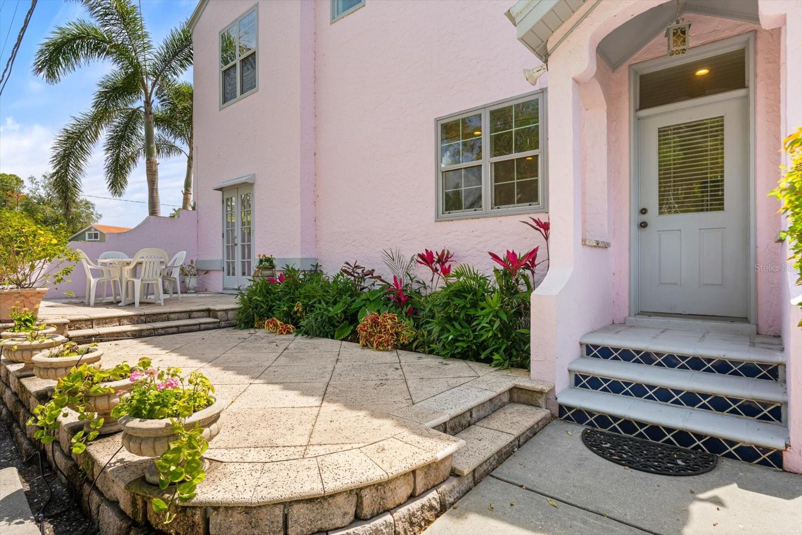 7706 WESTMORELAND DR