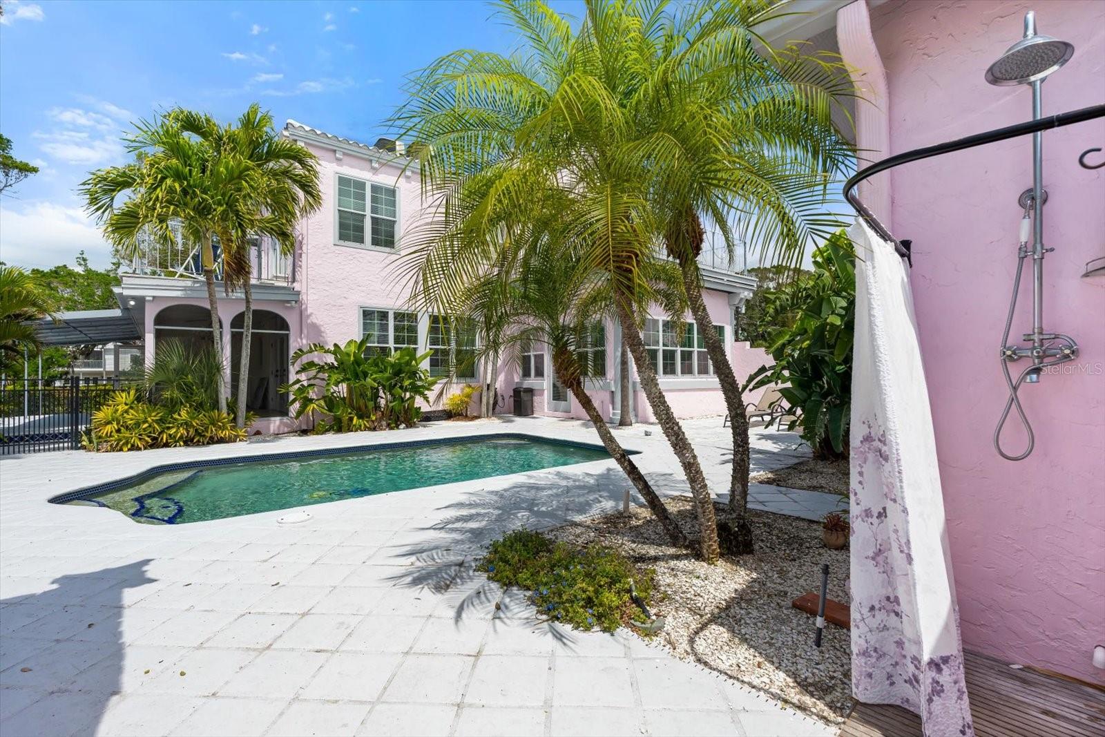 7706 WESTMORELAND DR