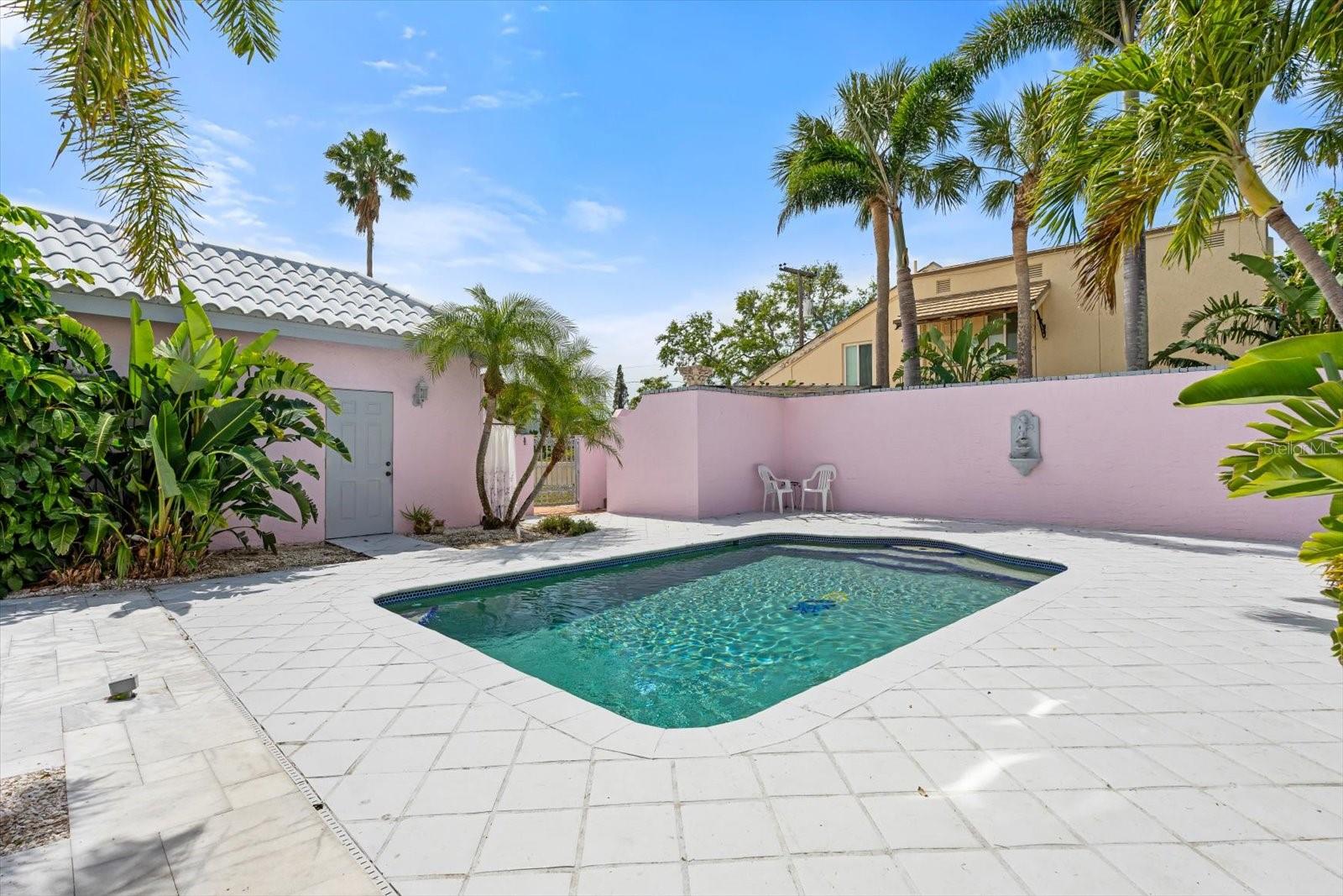 7706 WESTMORELAND DR