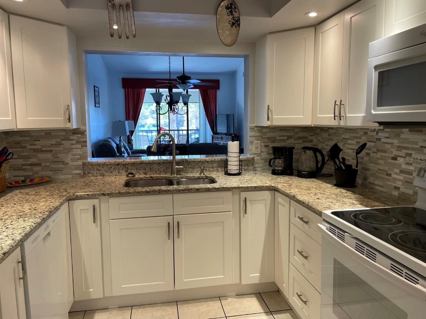 4325 46TH AVE W #202