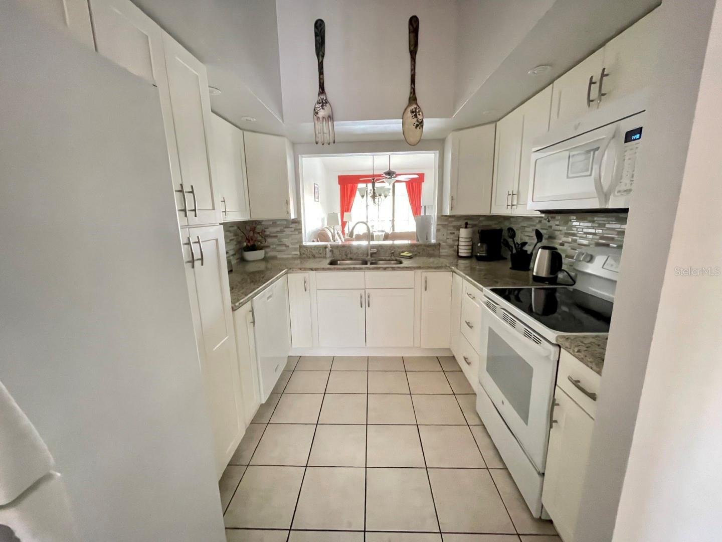 4325 46TH AVE W #202