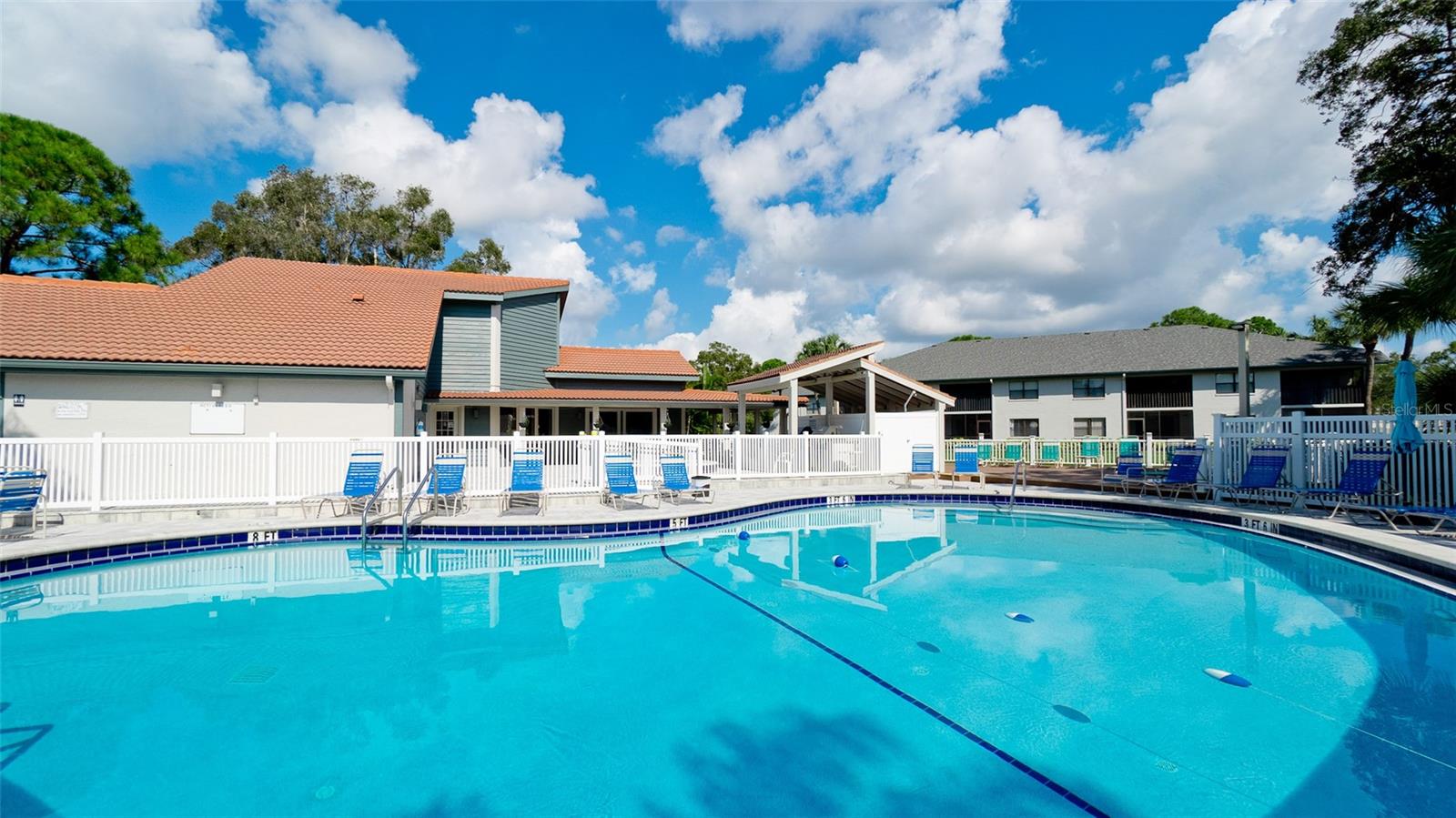 4325 46TH AVE W #202