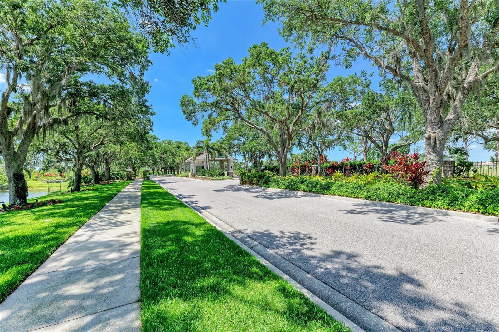 5320 HYLAND HILLS AVE #2214