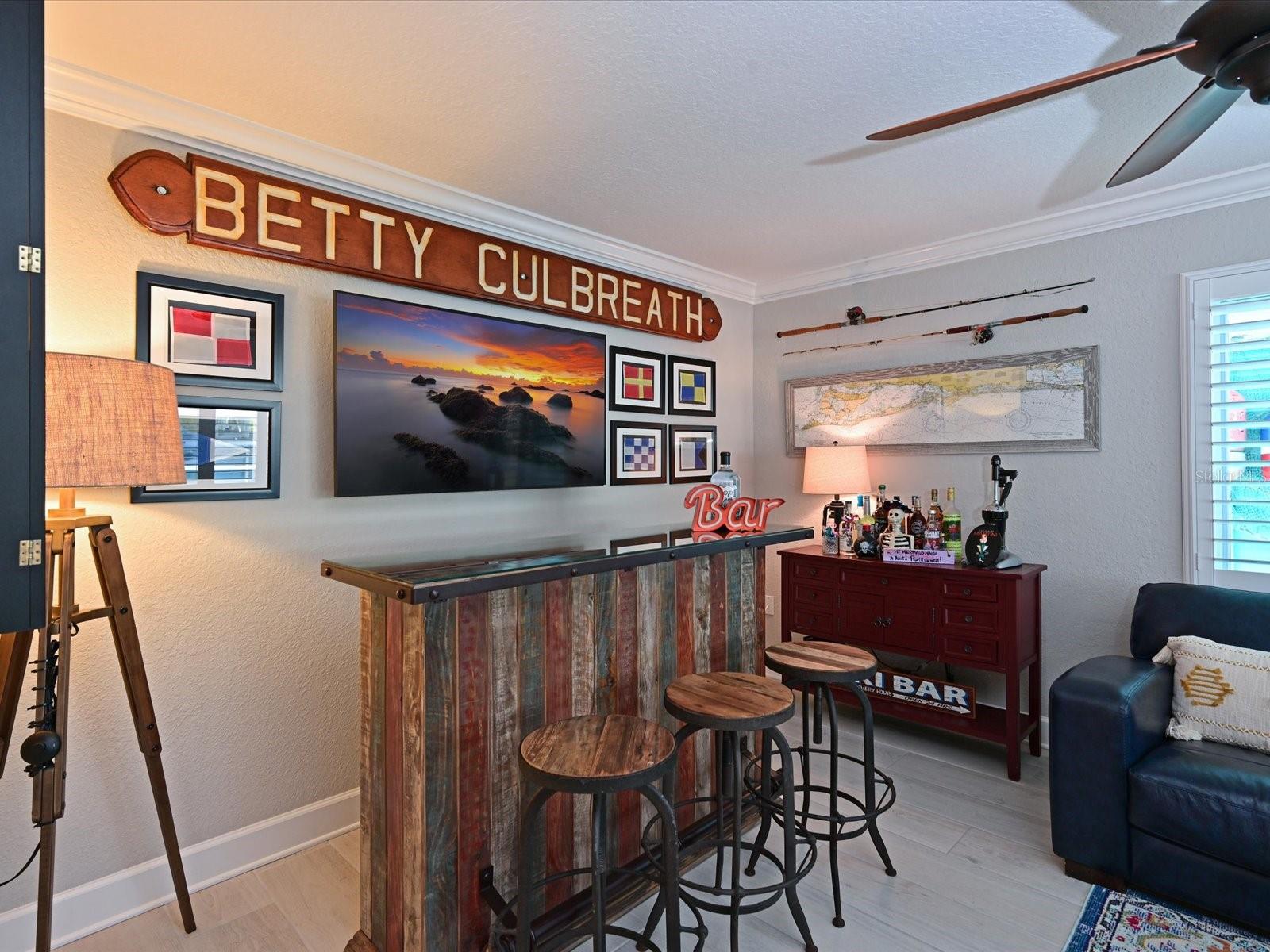 10016 SPOONBILL RD E