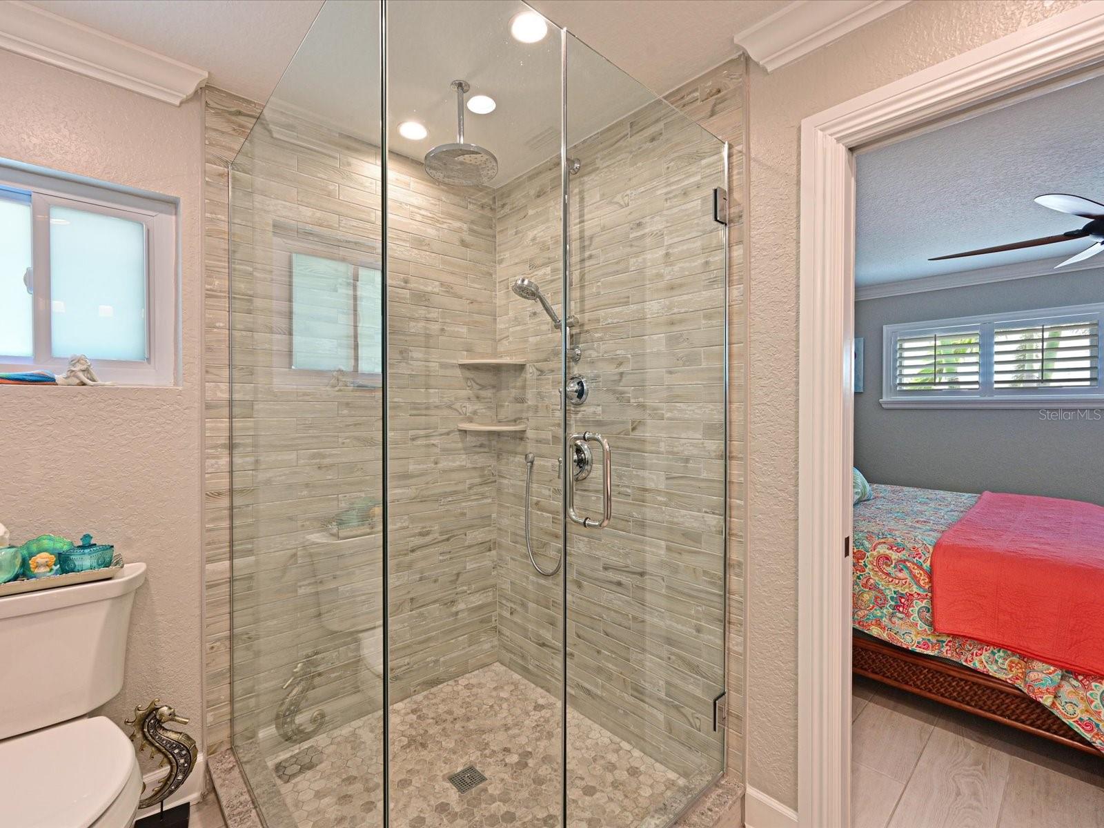 10016 SPOONBILL RD E