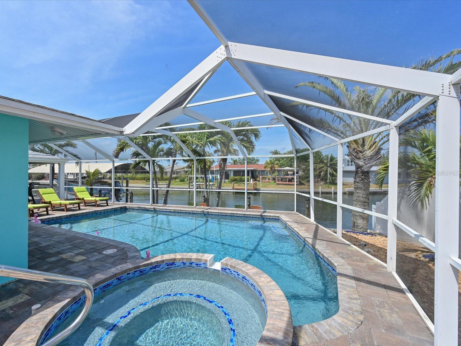 10016 SPOONBILL RD E