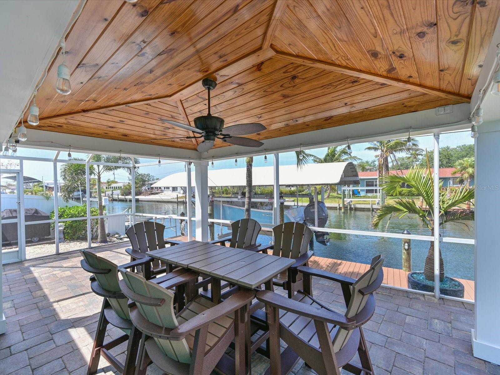 10016 SPOONBILL RD E