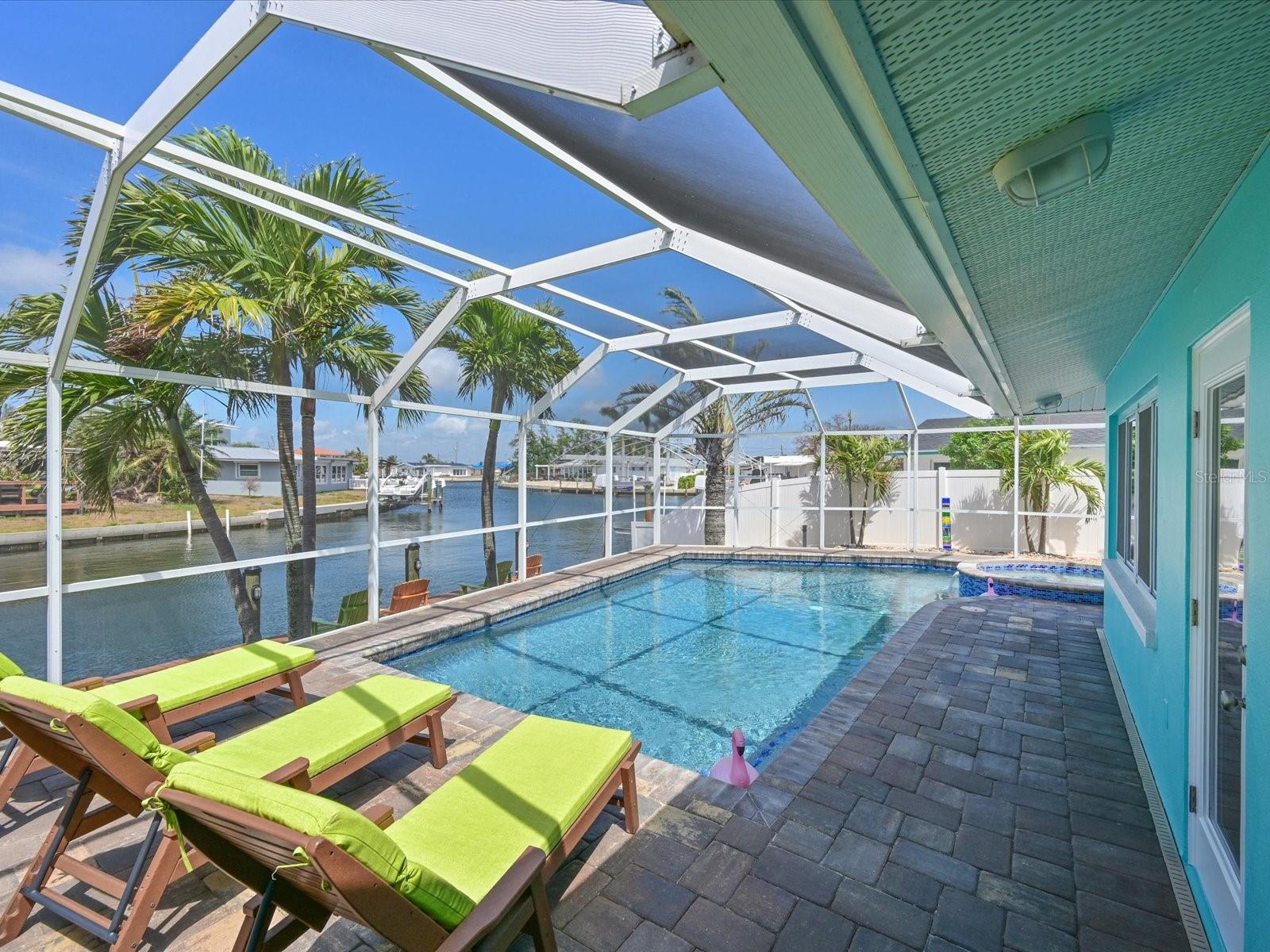 10016 SPOONBILL RD E