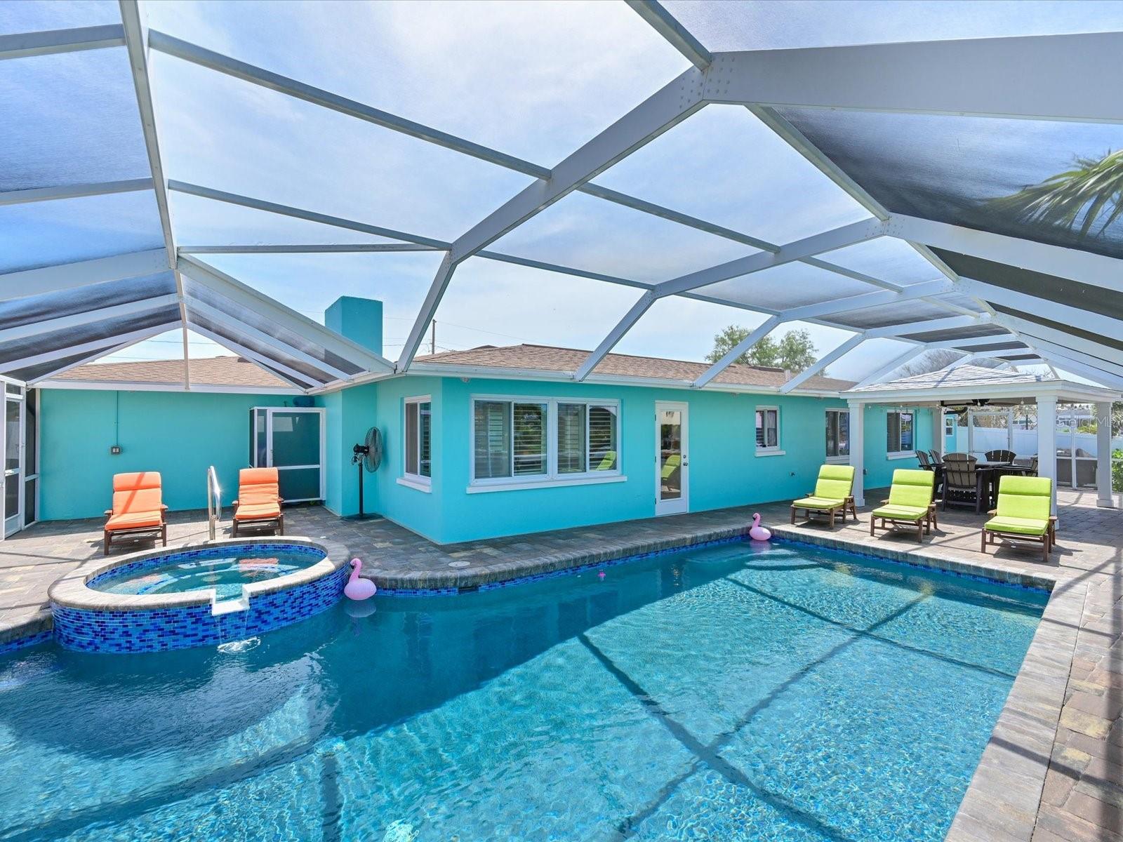 10016 SPOONBILL RD E