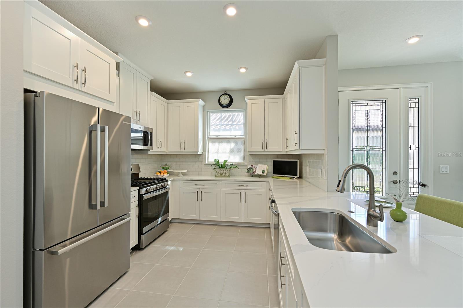 6308 PLATEAU CT