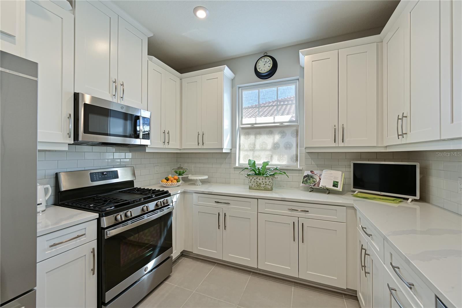 6308 PLATEAU CT