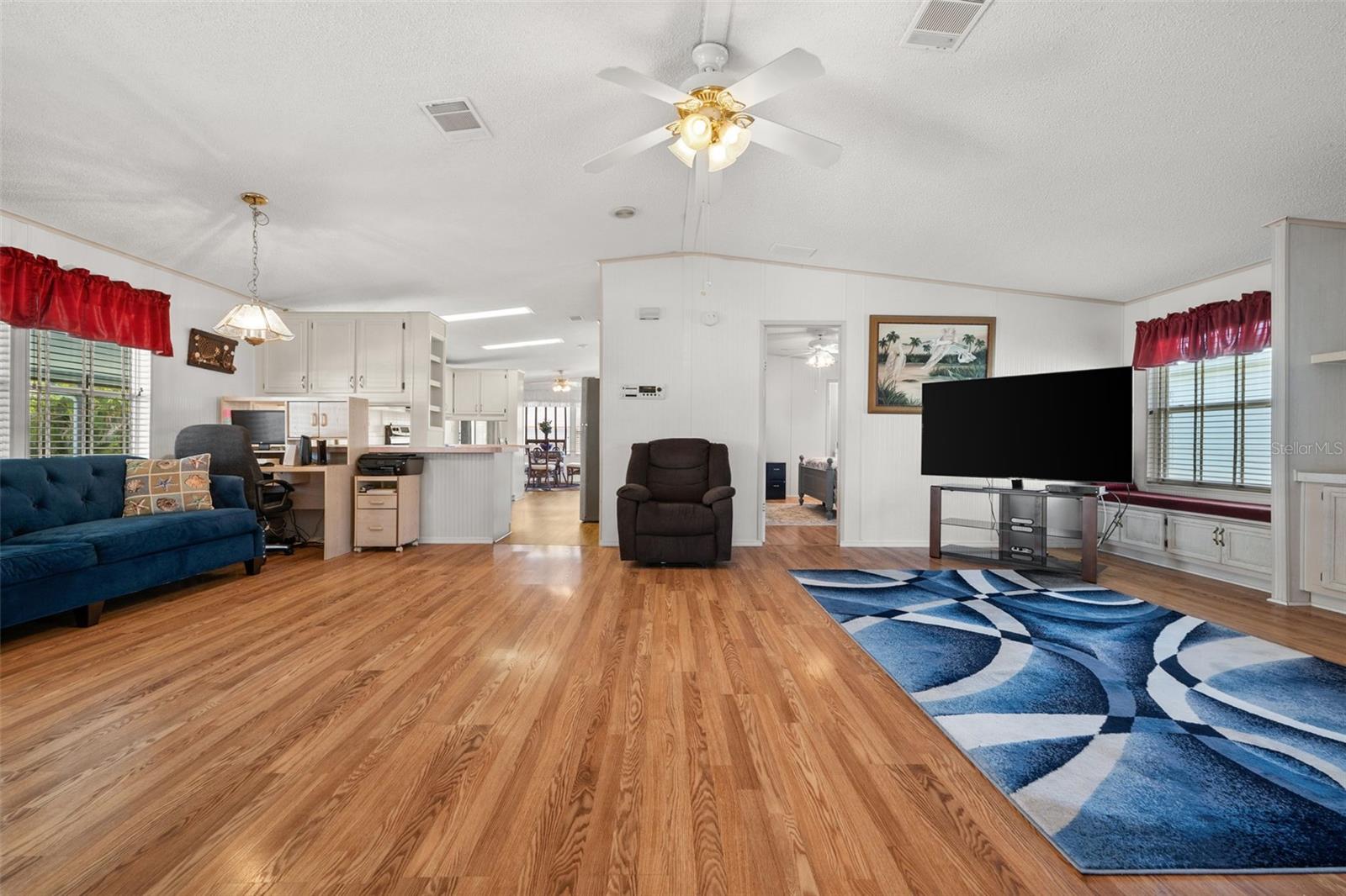 6710 36TH AVE E #283