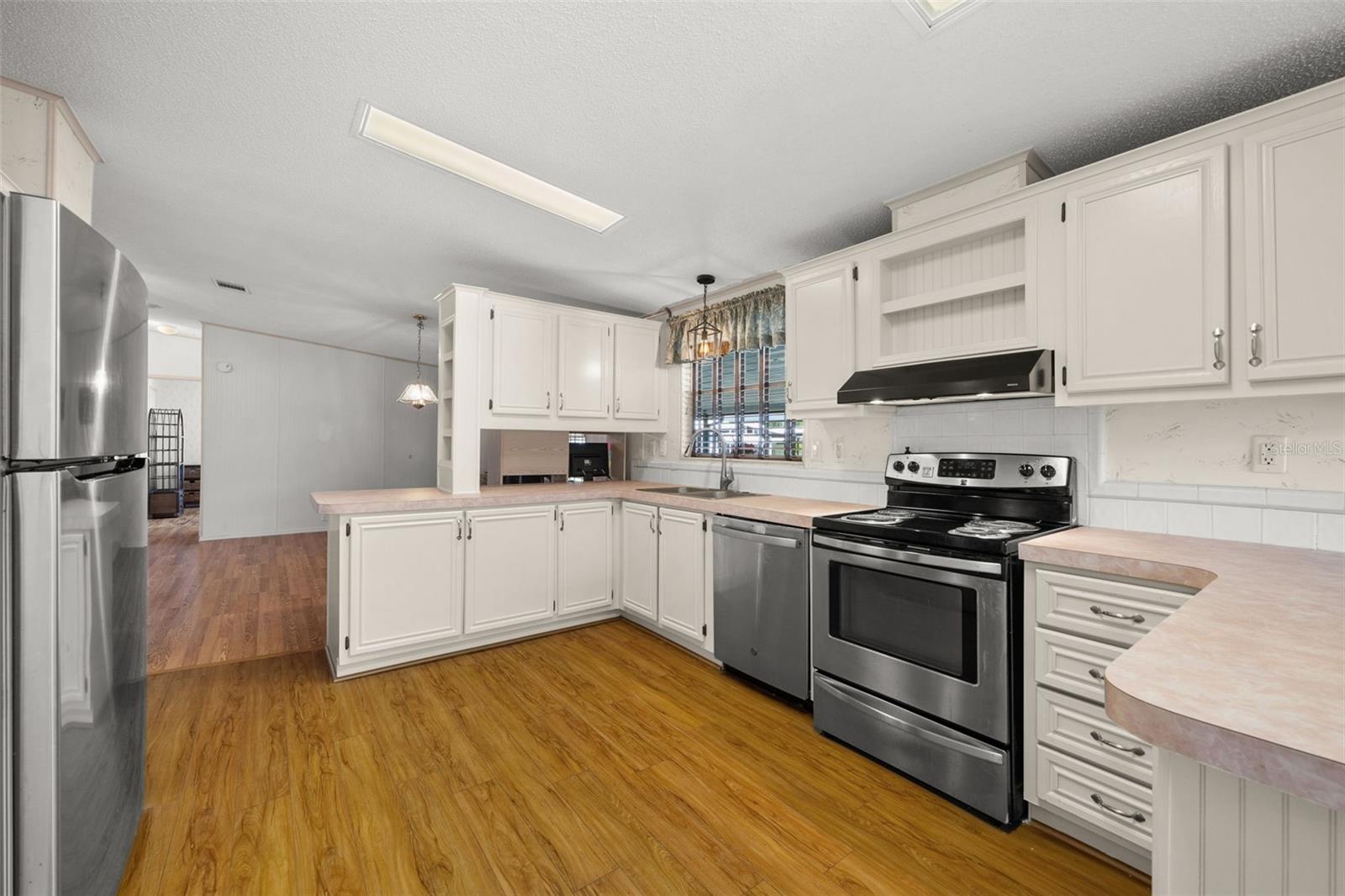 6710 36TH AVE E #283