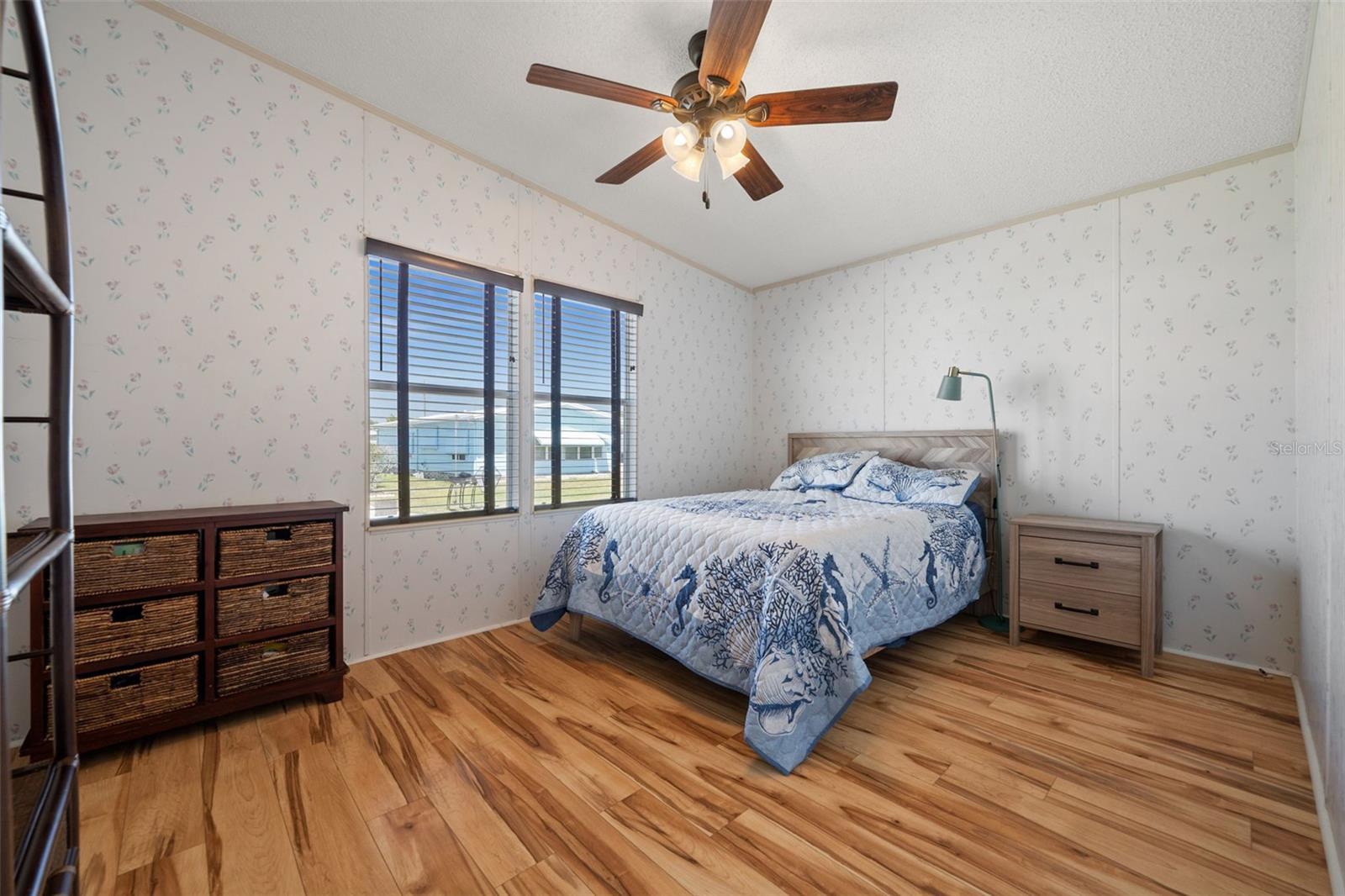 6710 36TH AVE E #283