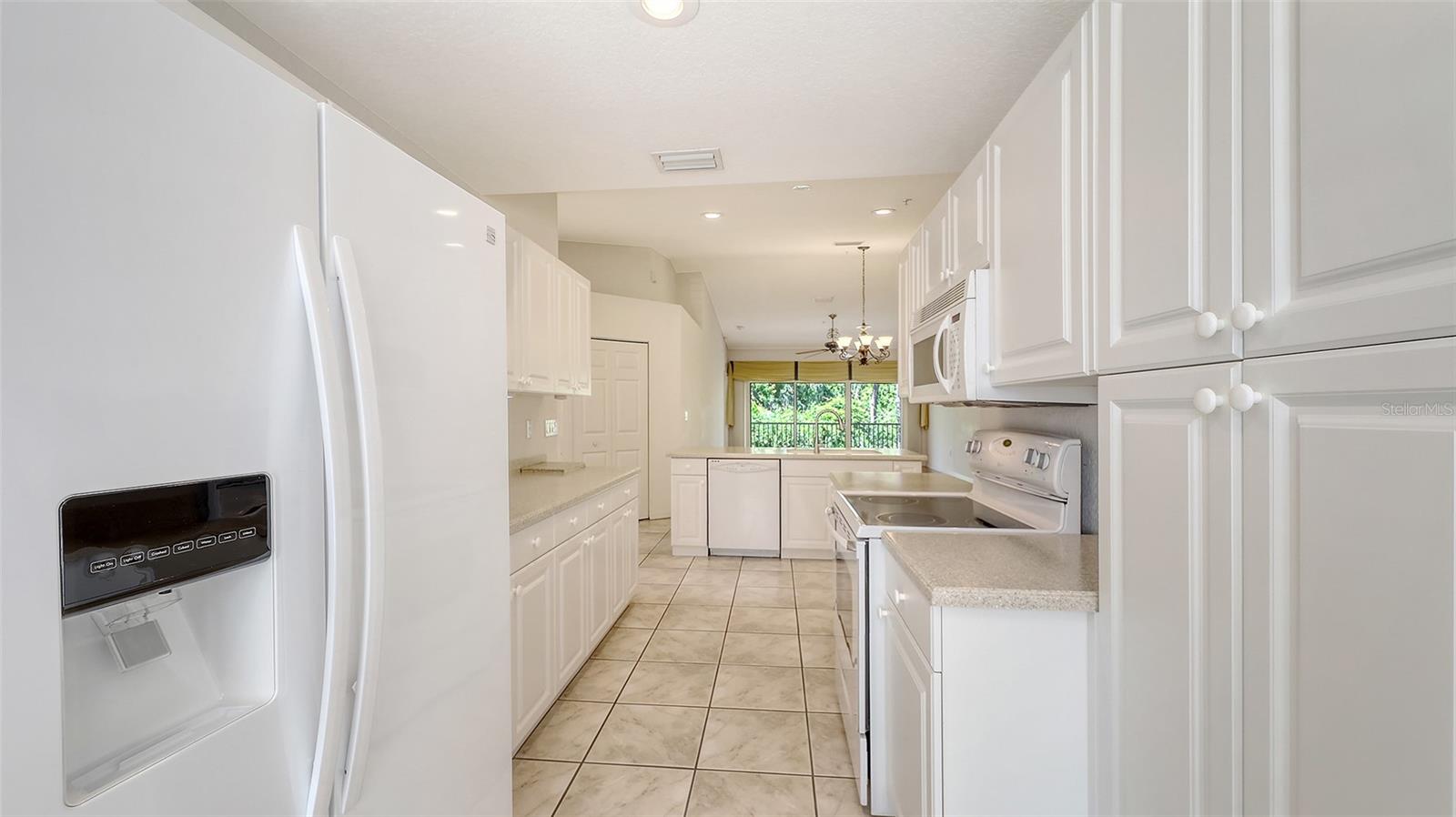 7632 MARSH ORCHID CIR #7632