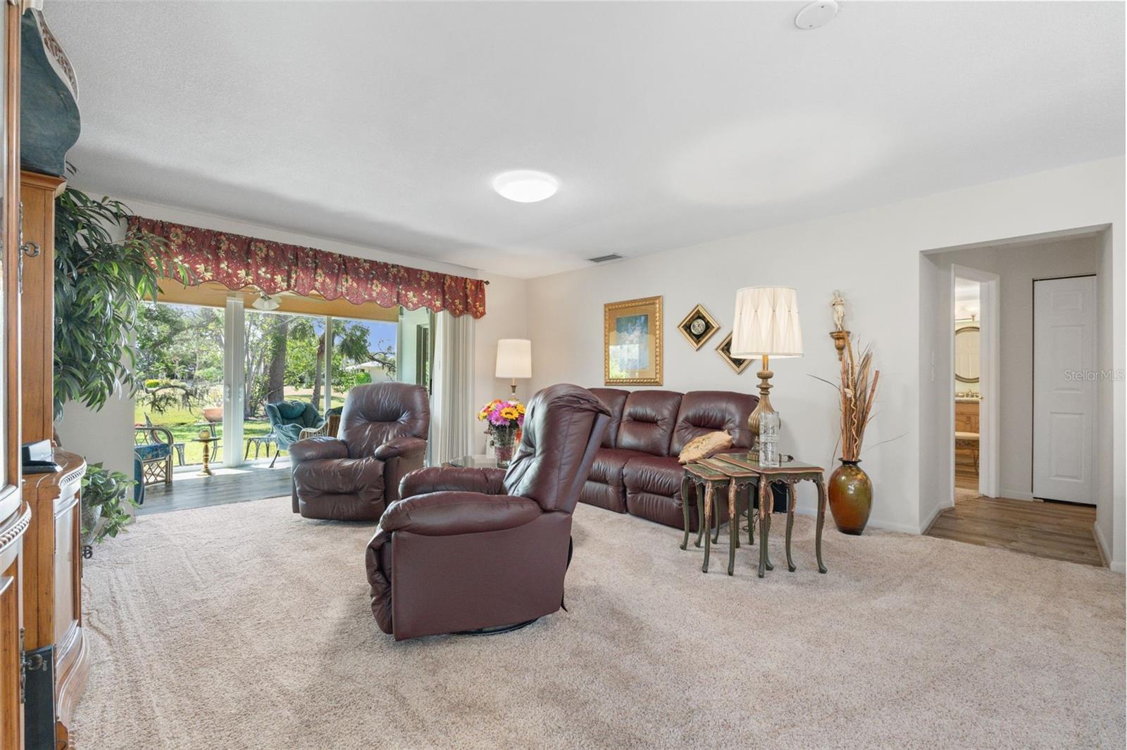 3921 CENTER GATE CIR #11