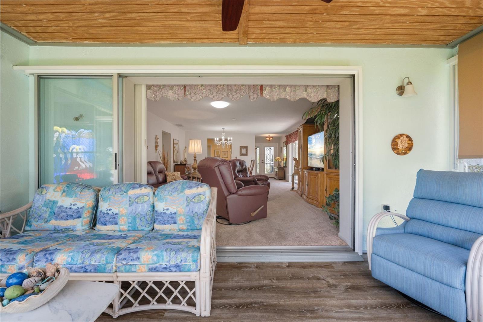 3921 CENTER GATE CIR #11