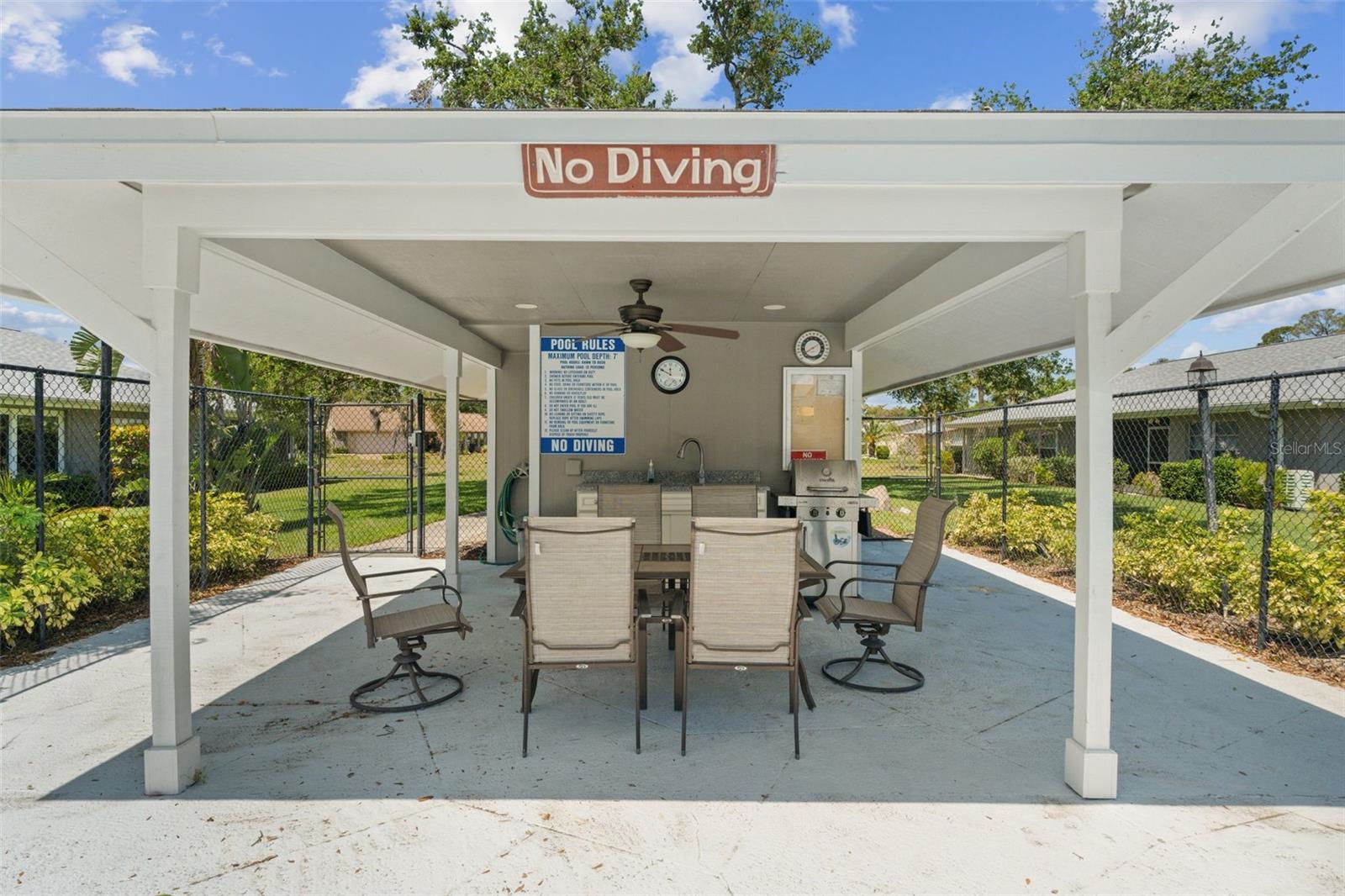 3921 CENTER GATE CIR #11