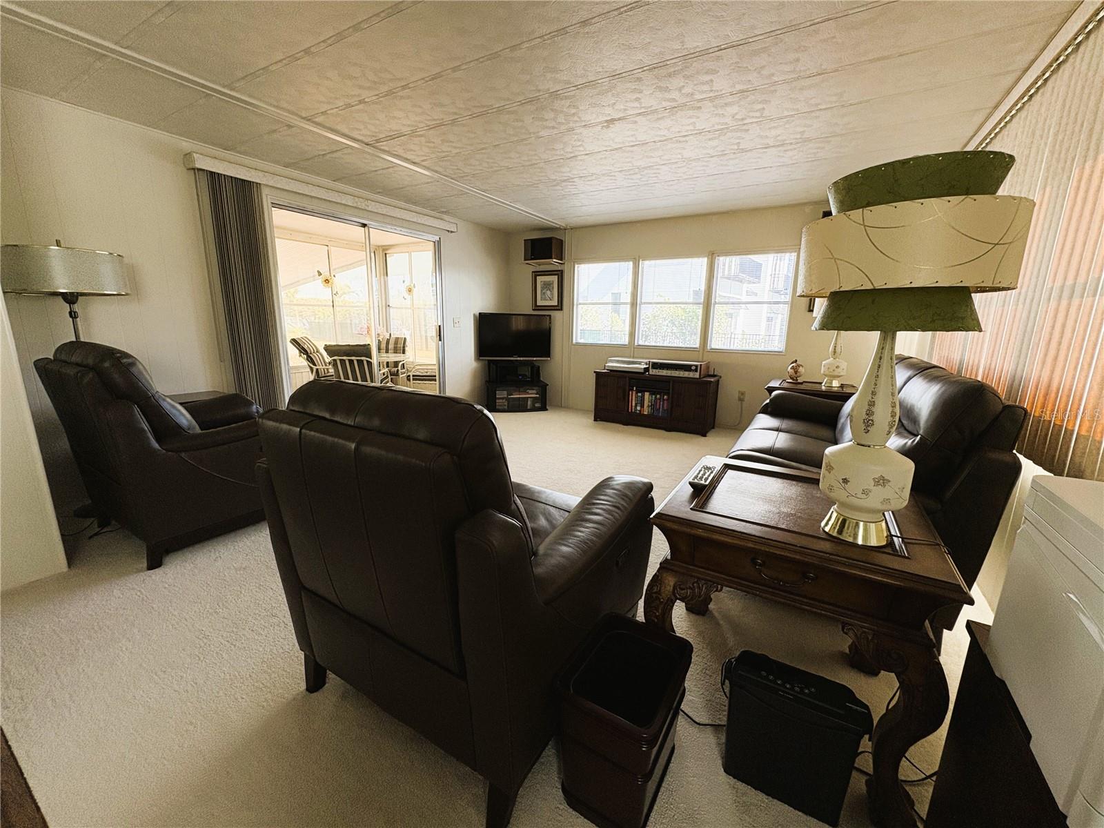 2107 PALMA SOLA BLVD #95