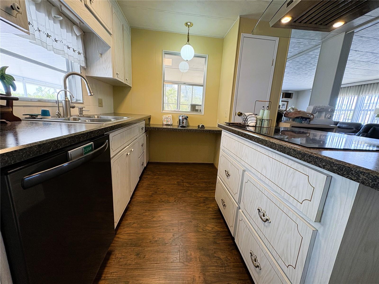 2107 PALMA SOLA BLVD #95