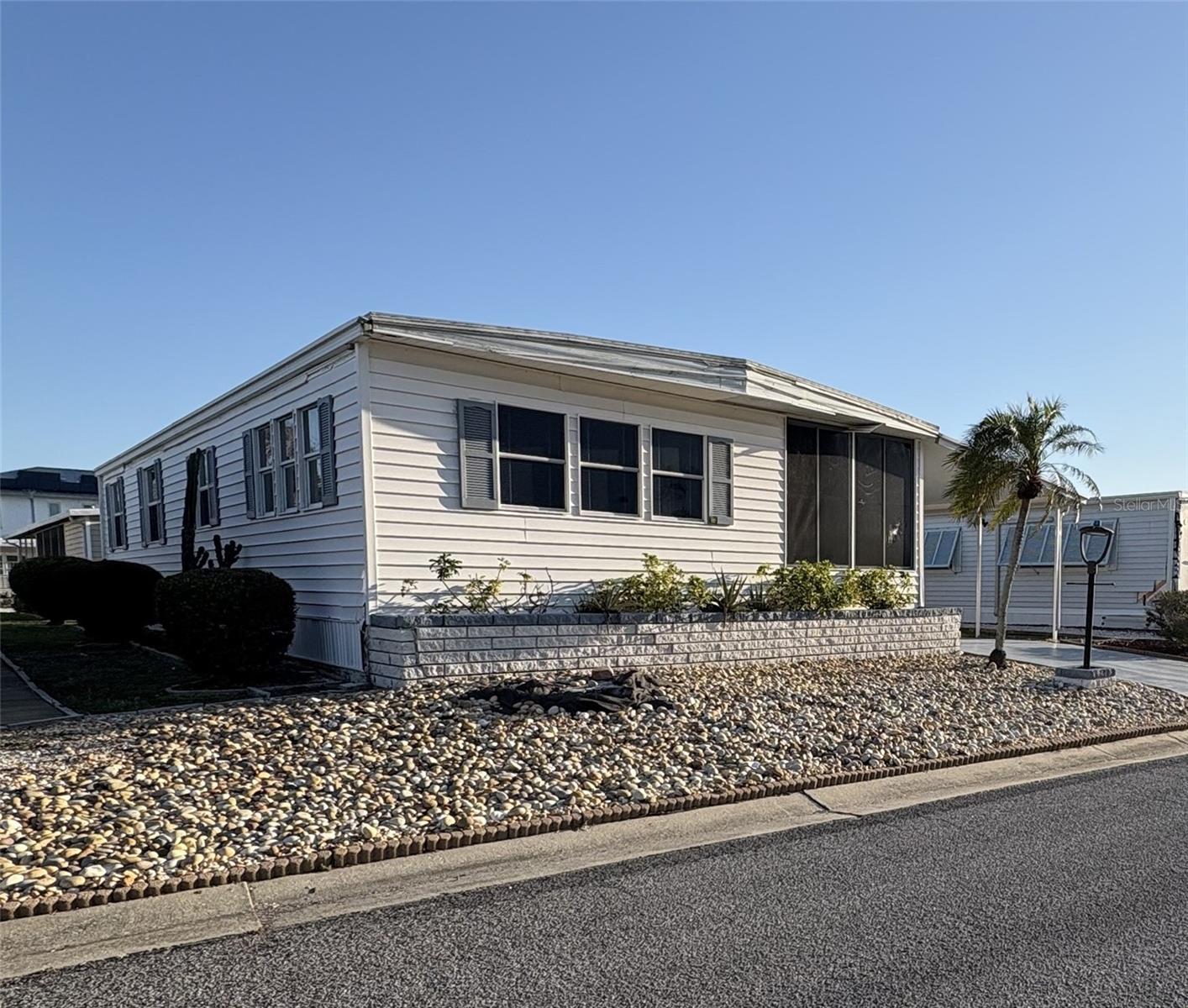 2107 PALMA SOLA BLVD #95