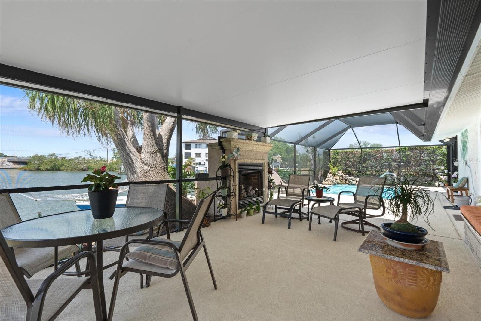 10432 SANDPIPER RD W