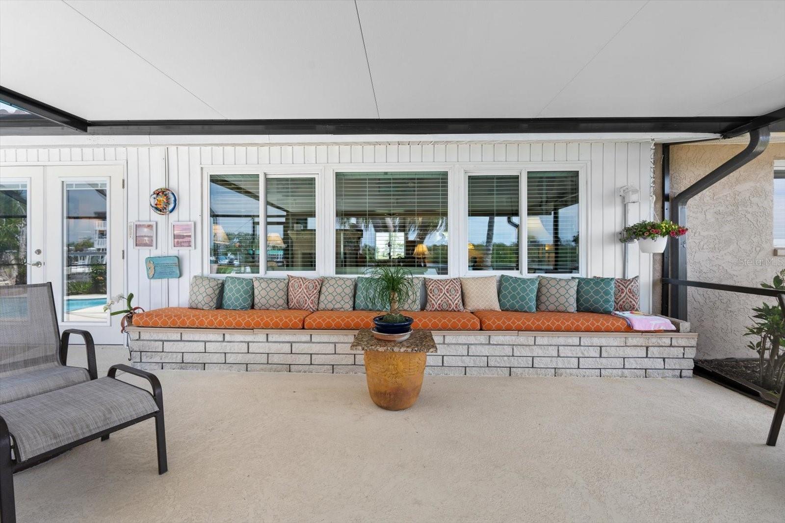 10432 SANDPIPER RD W