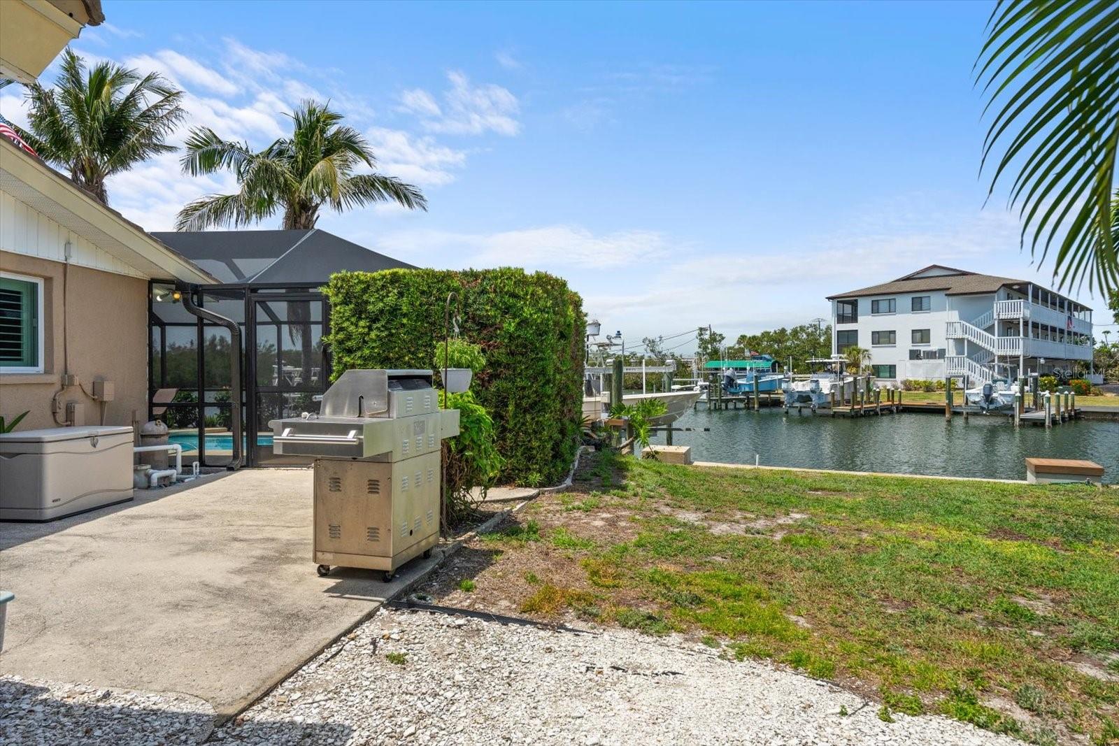 10432 SANDPIPER RD W