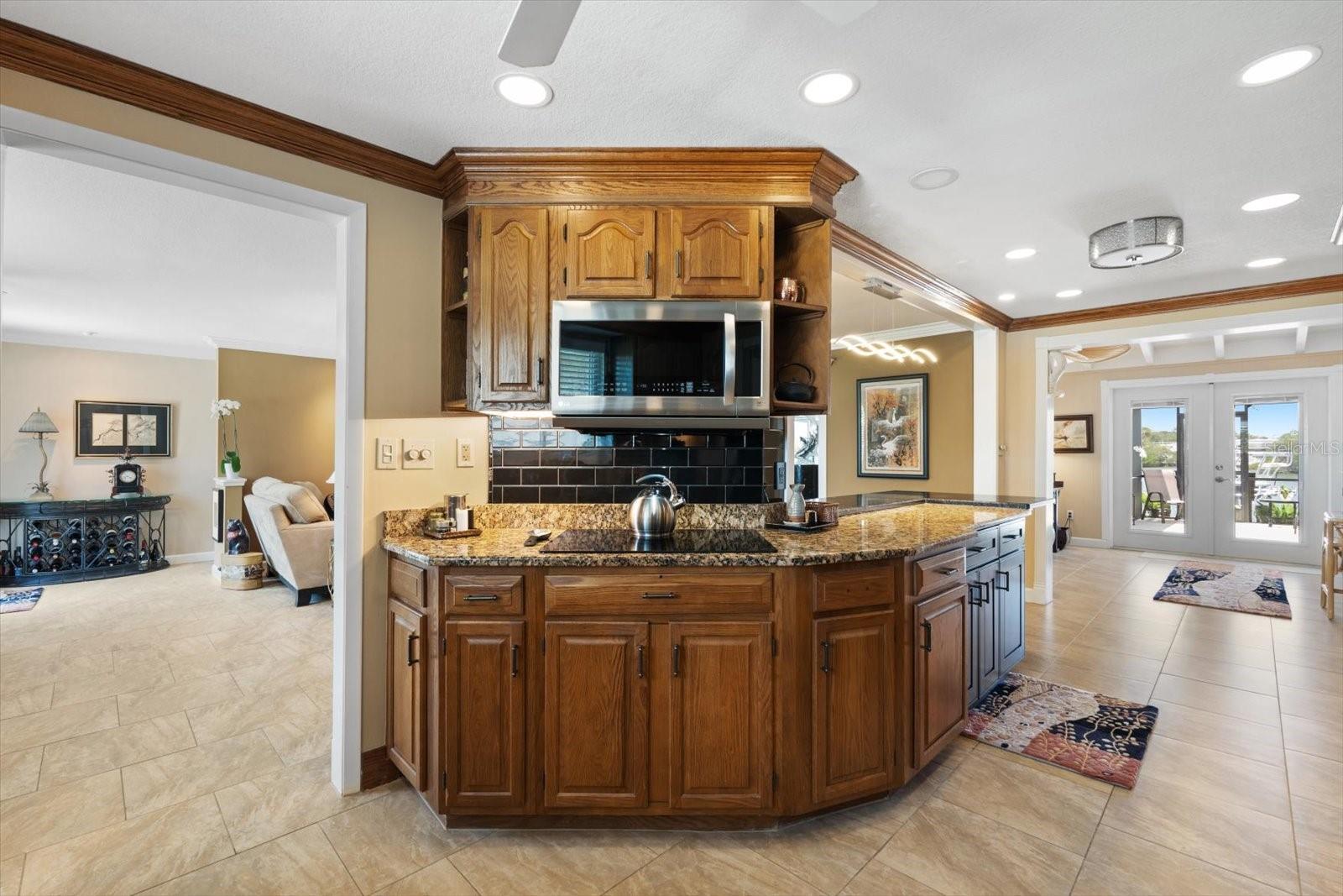 10432 SANDPIPER RD W