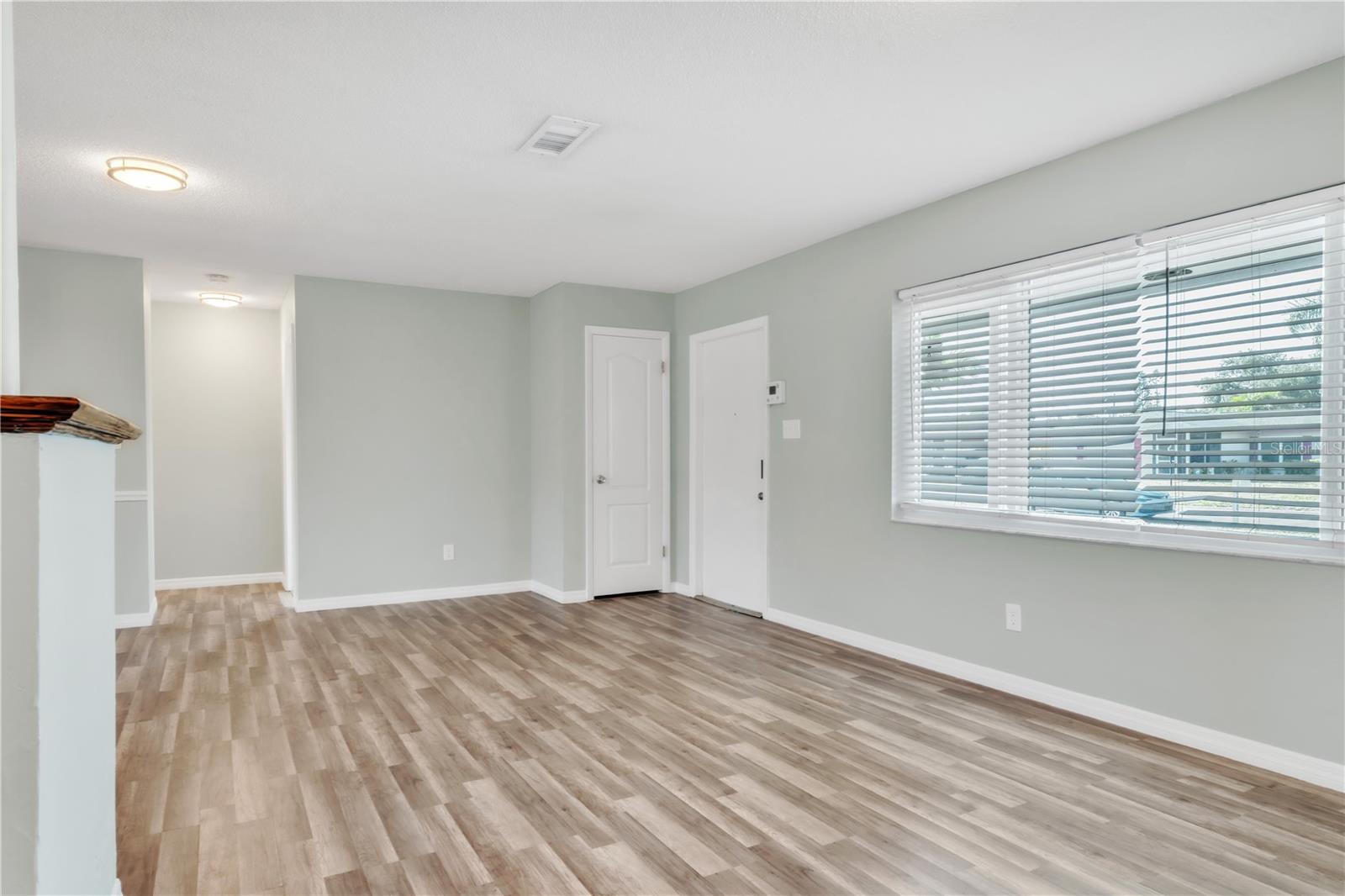 2705 20TH AVENUE DR W