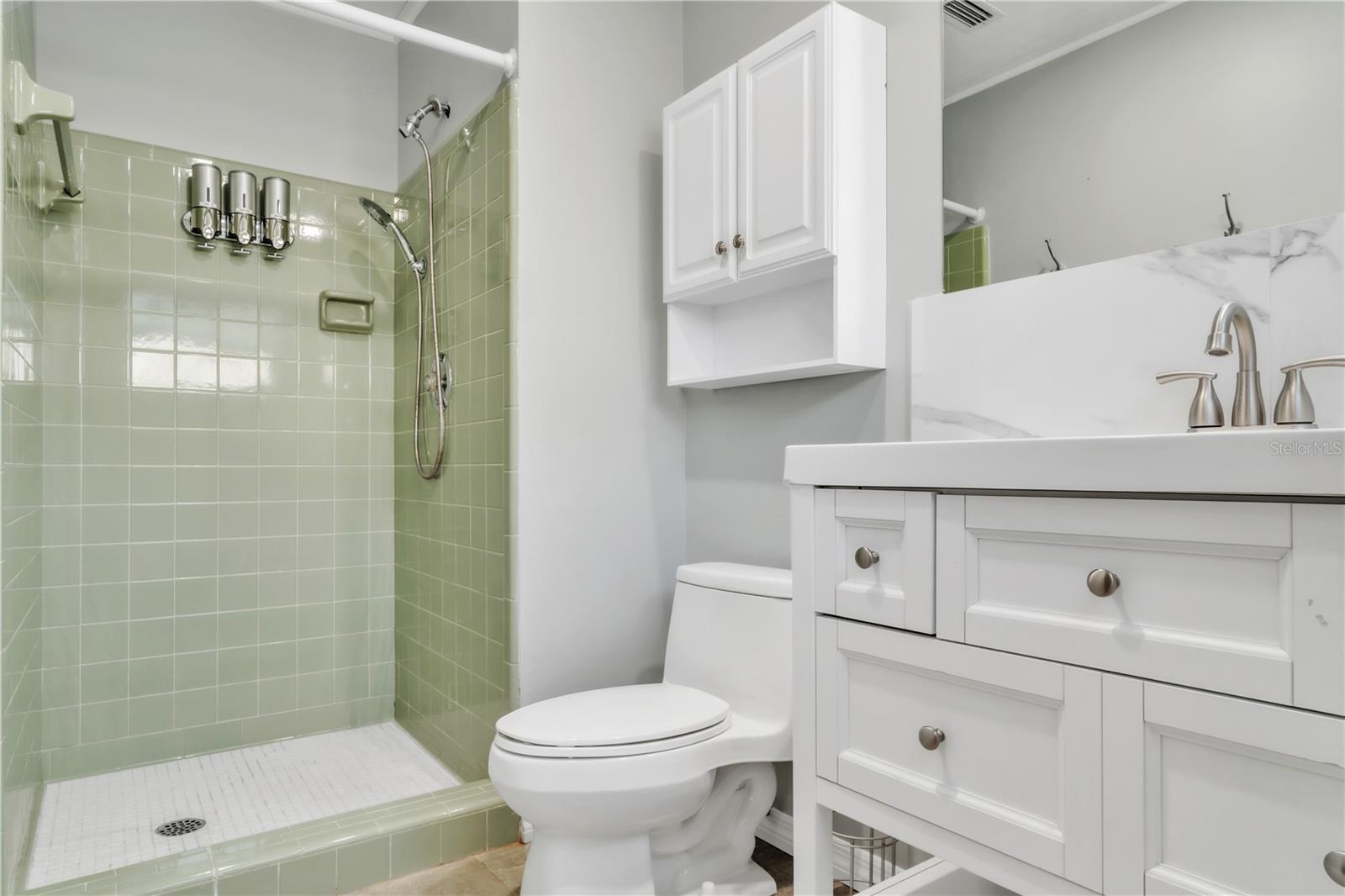 2705 20TH AVENUE DR W