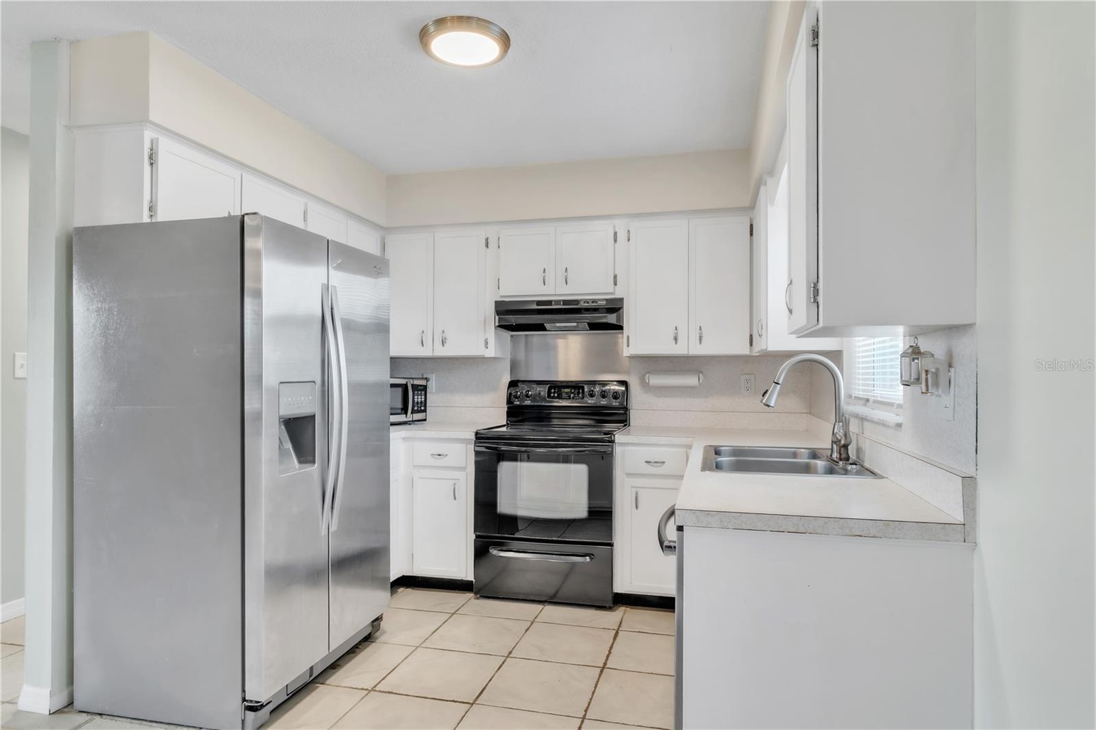 2705 20TH AVENUE DR W