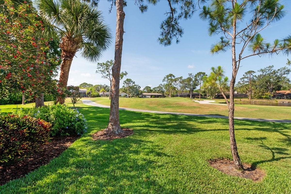 5336 HUNTINGWOOD CT #24