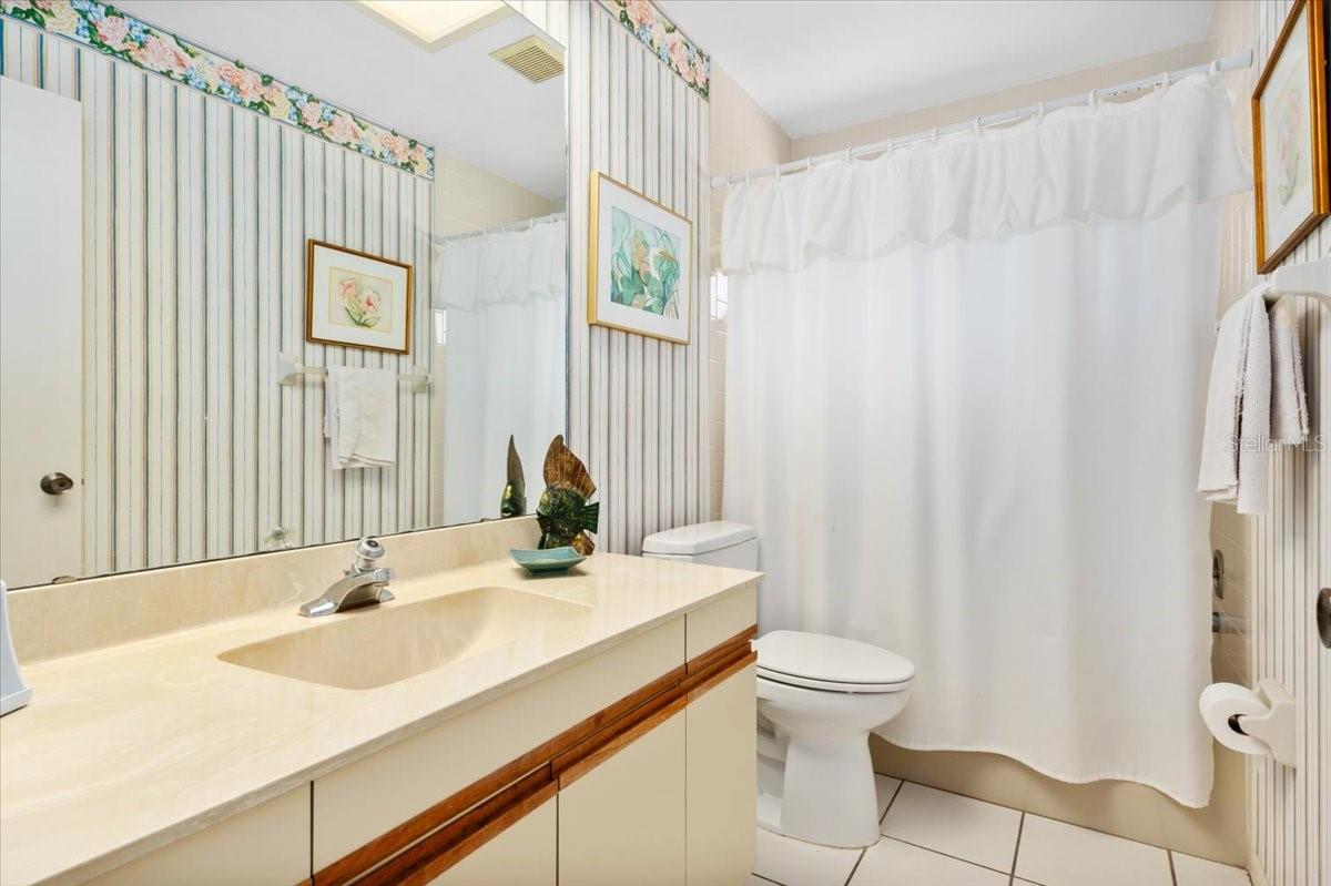 5336 HUNTINGWOOD CT #24