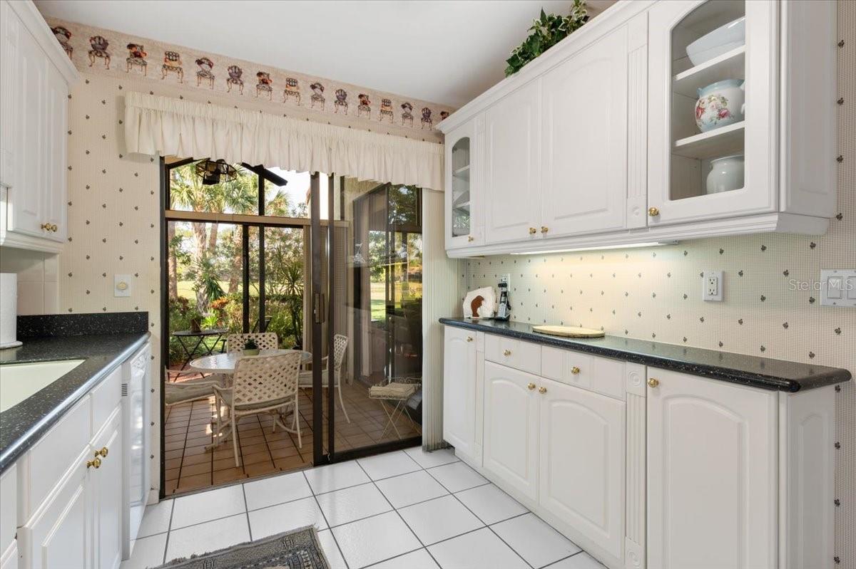 5336 HUNTINGWOOD CT #24