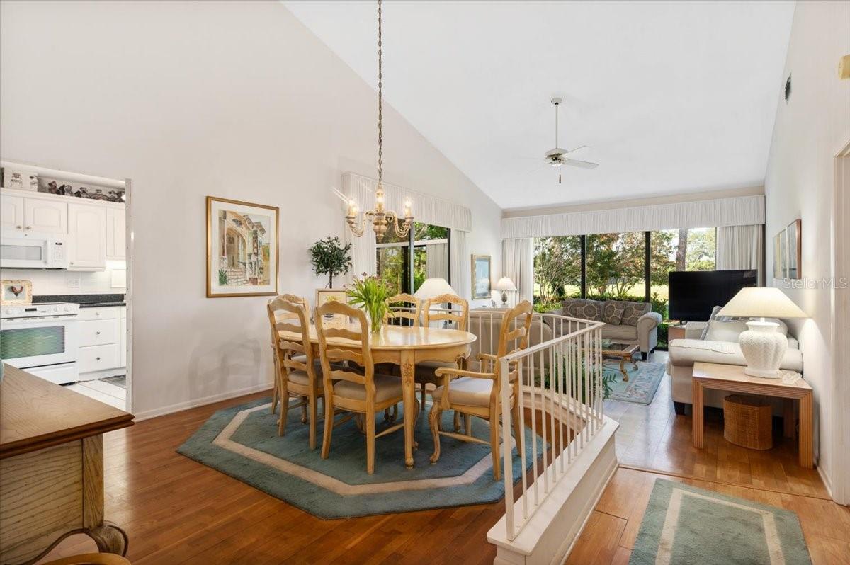 5336 HUNTINGWOOD CT #24