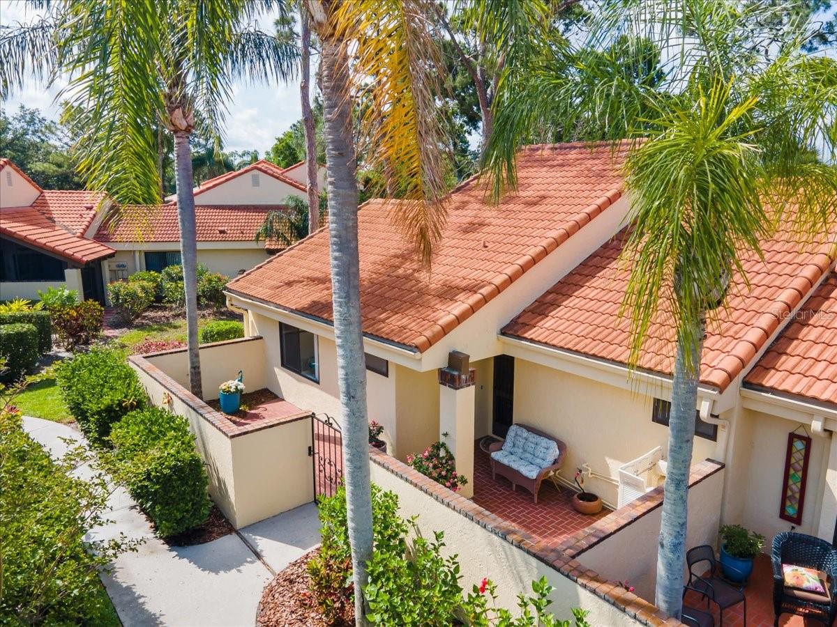 5336 HUNTINGWOOD CT #24