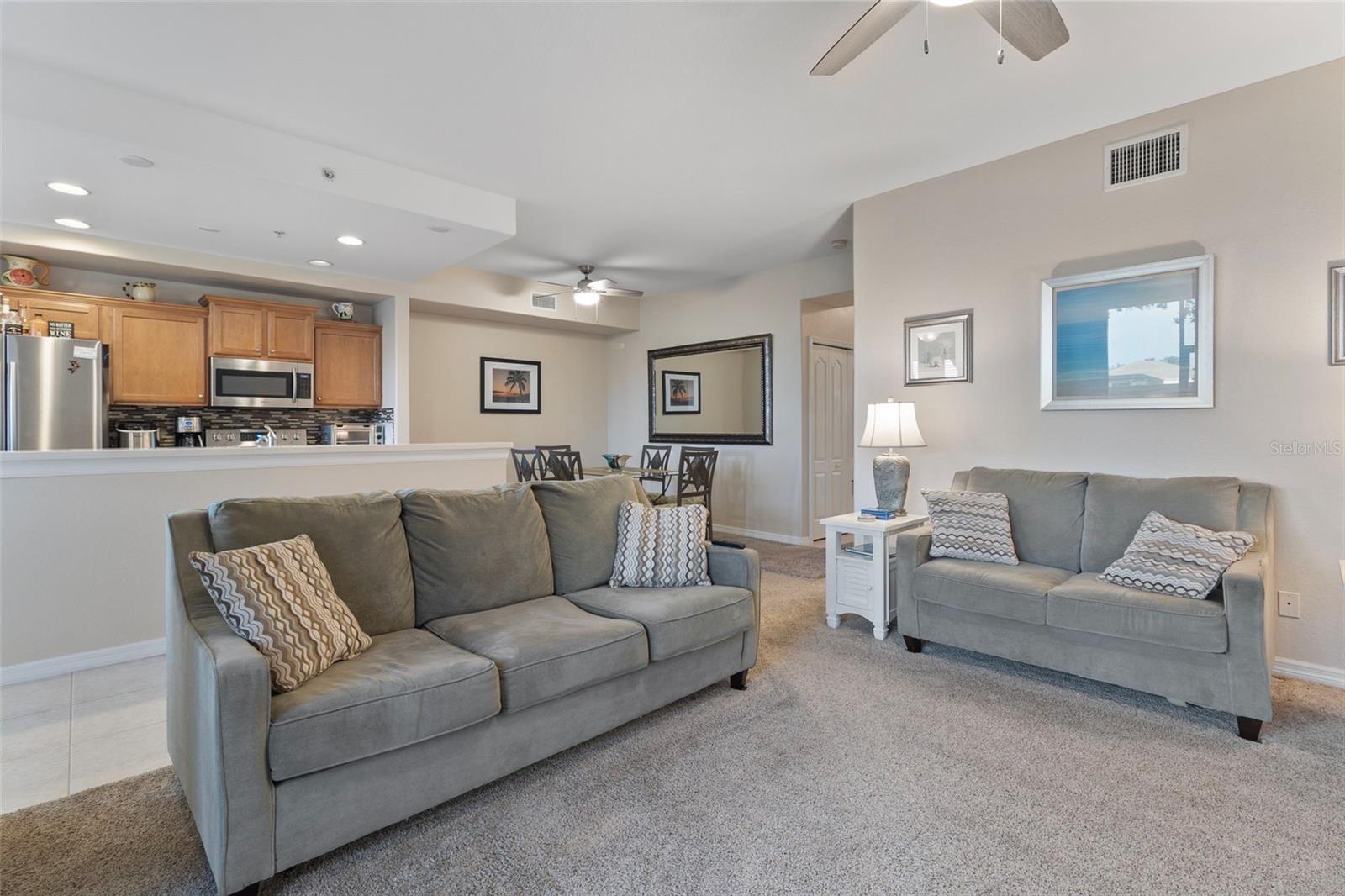 803 FAIRWAYCOVE LN #102