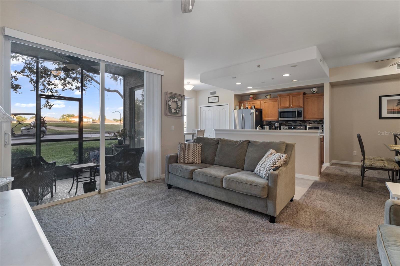 803 FAIRWAYCOVE LN #102