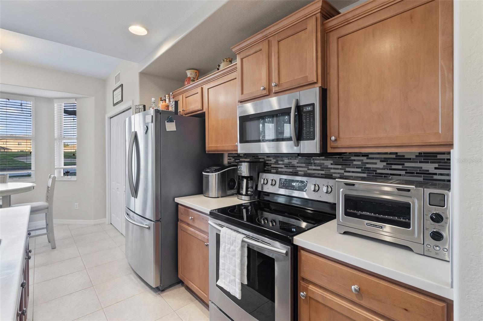 803 FAIRWAYCOVE LN #102