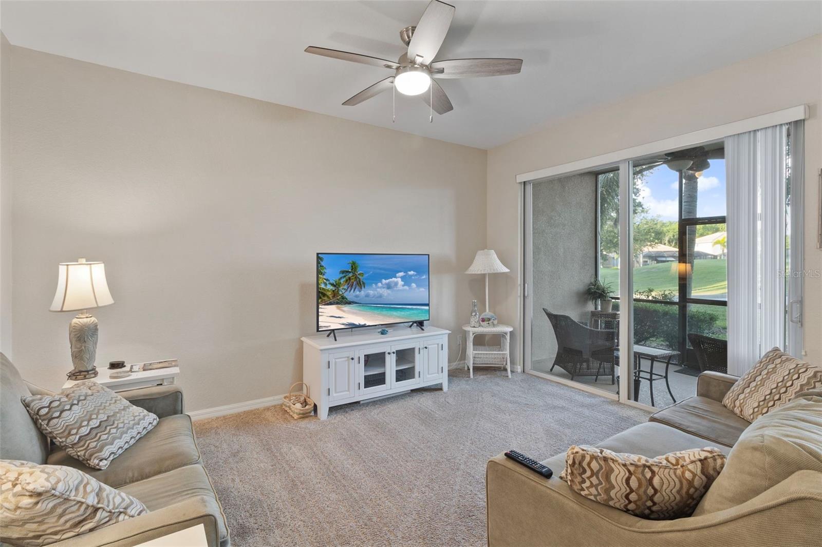 803 FAIRWAYCOVE LN #102