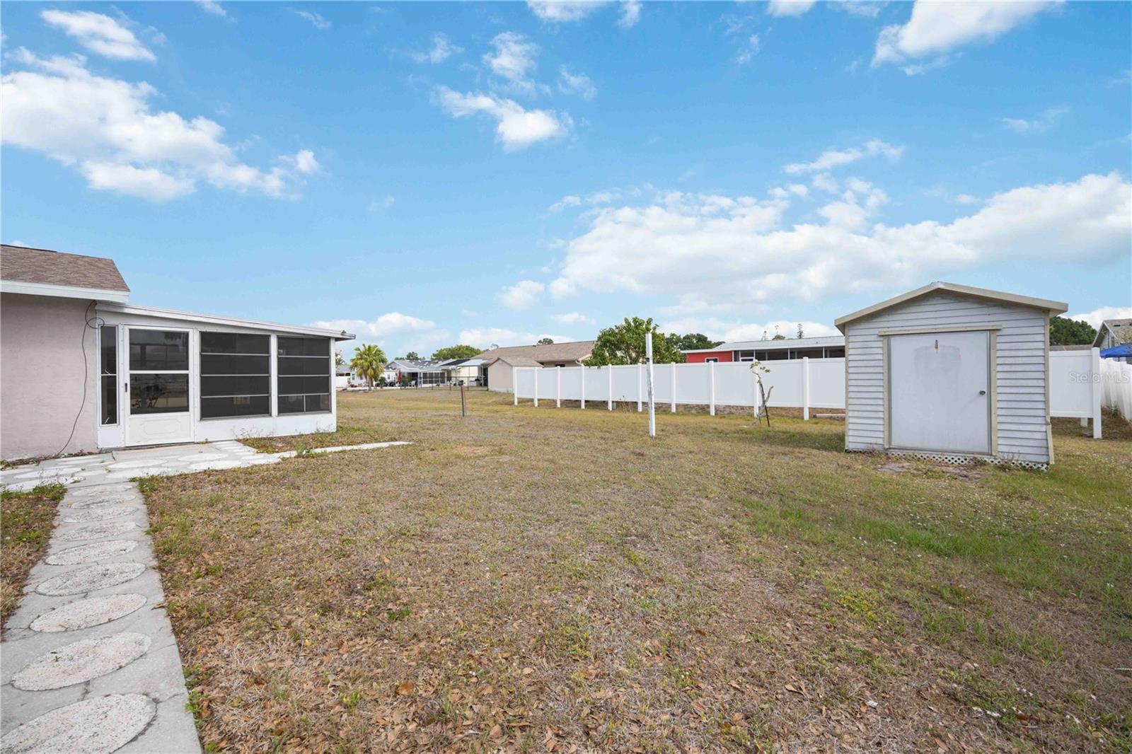 1007 SOUTHERN PINE LN