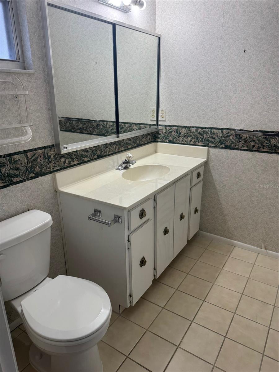 3921 LAKESIDE RD #168