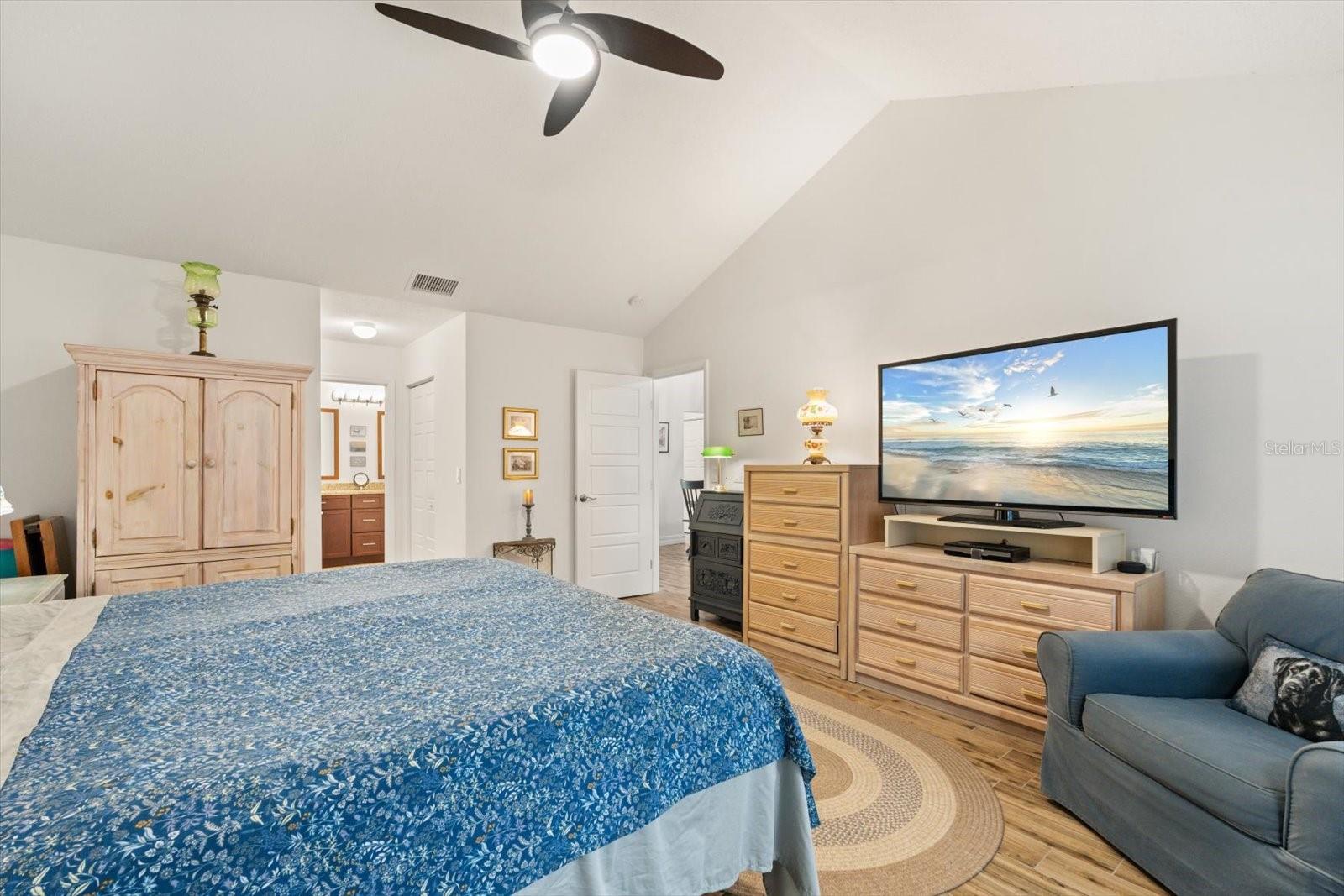 7907 4TH AVE W #7907